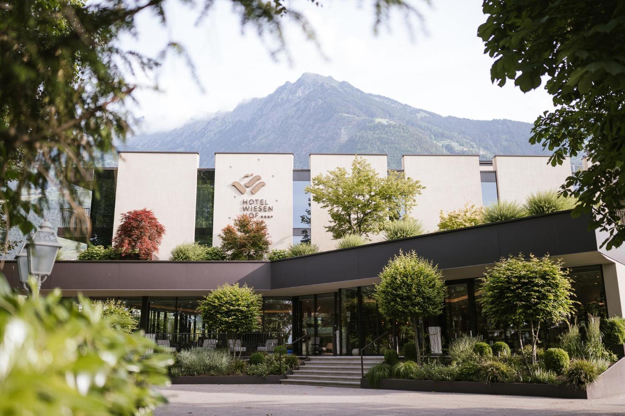 Hotel Wiesenhof Lagundo Exterior foto